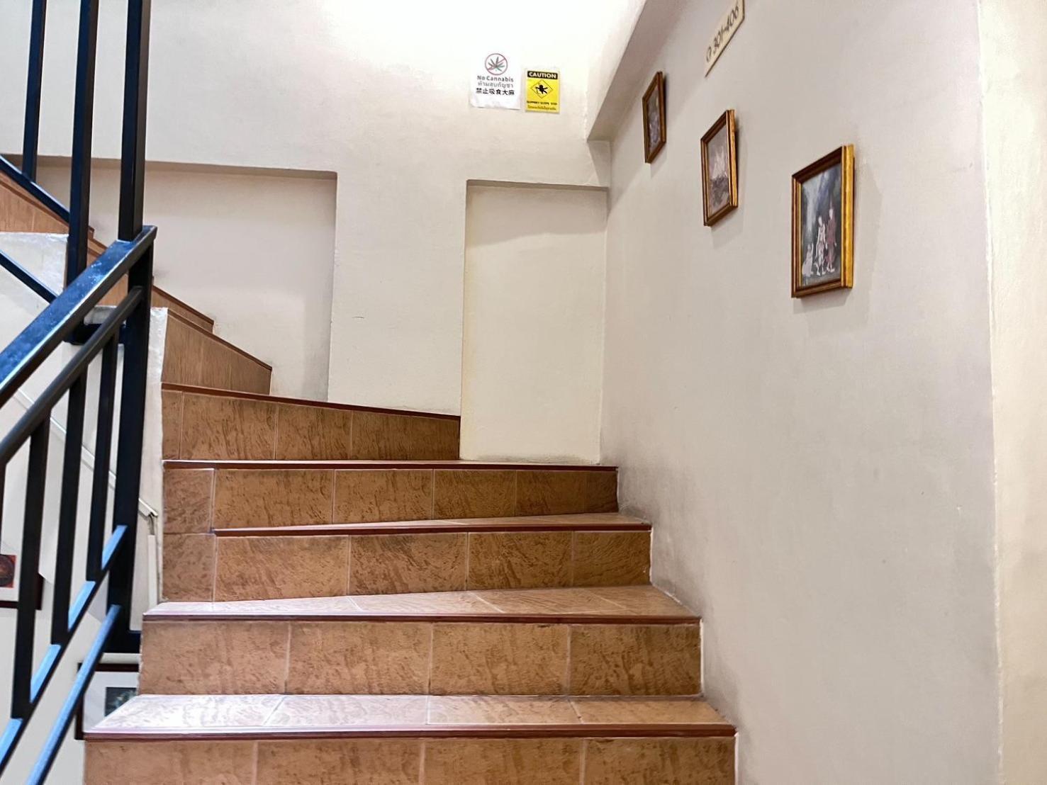 Lub Sbuy Hostel Phuket Exterior foto