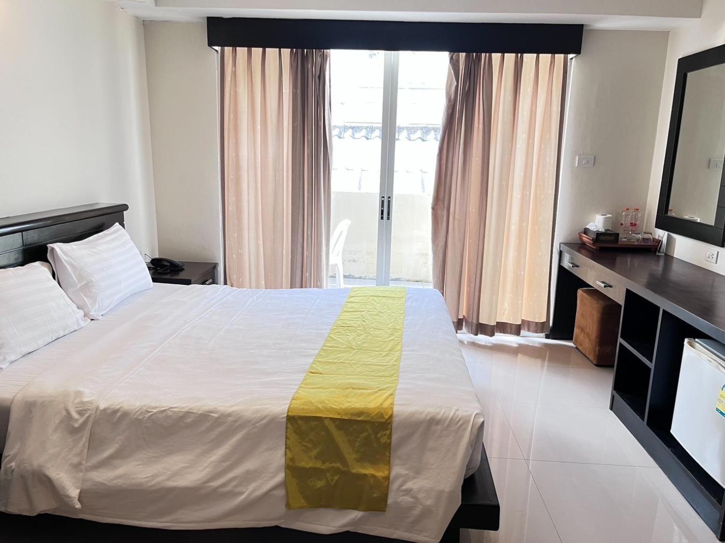 Lub Sbuy Hostel Phuket Exterior foto